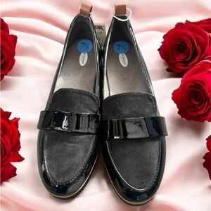 Stylish Dr. Scholl's Loafers with Brown Leather Trim